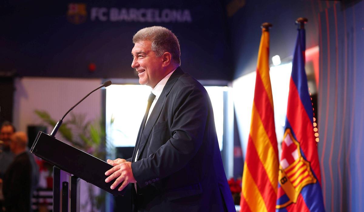 Joan Laporta dio todo su apoyo al nuevo proyecto del basket con Roger Grimau al frente