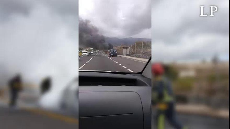 Arde un coche fúnebre en Tenerife