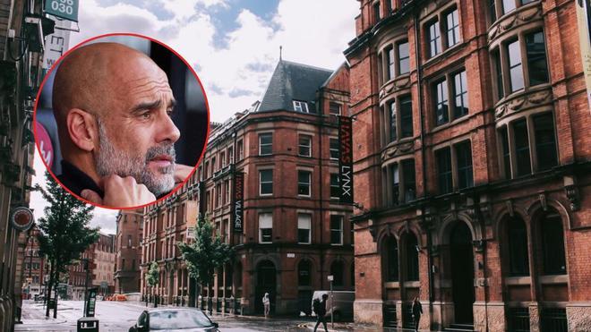 Pep Guardiola (55 años): "Manchester es una ciudad construida con trabajo duro, se ve en el color de los ladrillos. En la gente que llegaba temprano y se quedaba hasta tarde. Y creo que llegué a comprenderlo"