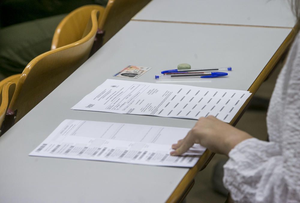 En la Universidad de Alicante se han examinado 3.494 estudiantes.