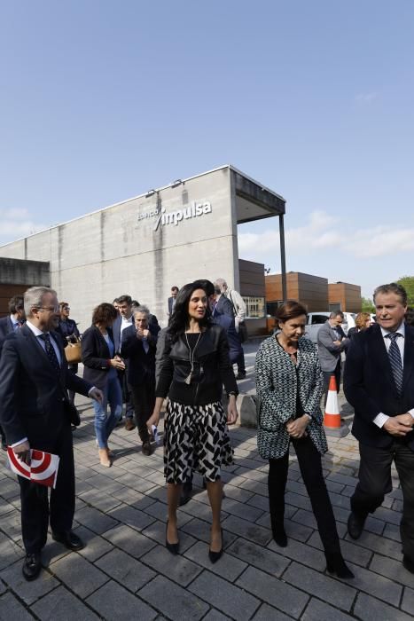 Colocación de la primera piedra del nuevo edificio de la incubadora de Impulsa