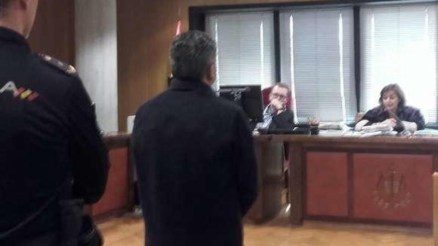 El condenado, en otro juicio en febrero de este año. // FdV