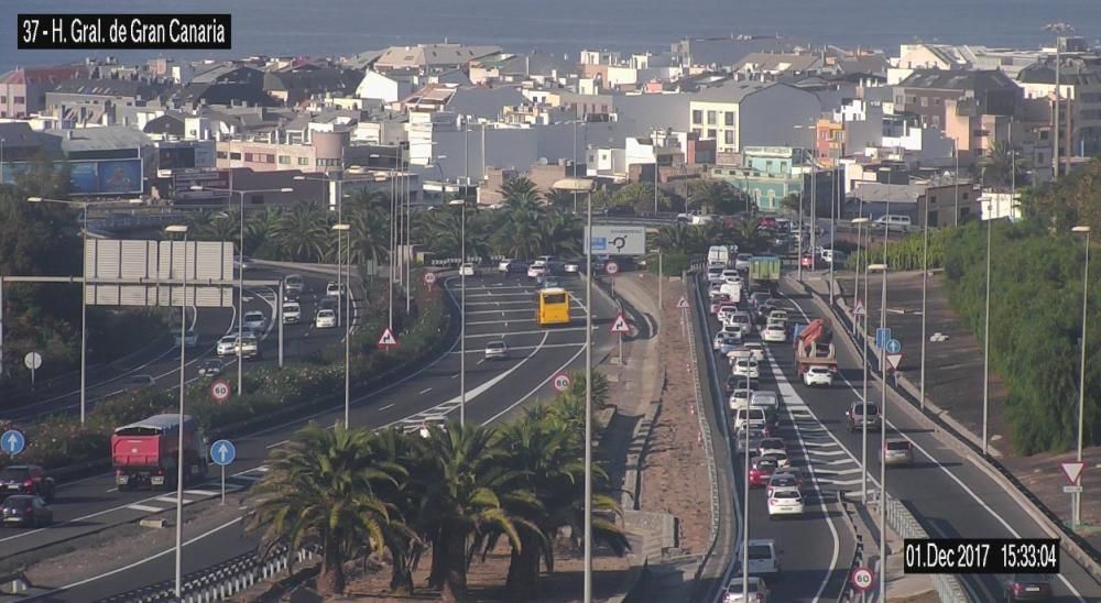 Suceso en el acceso al túnel Julio Luengo.