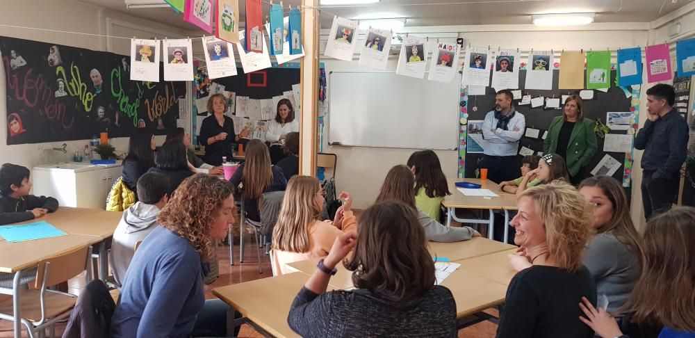 El col·legi Sant Josep rep la visita de la coordinadora de les eTwinning