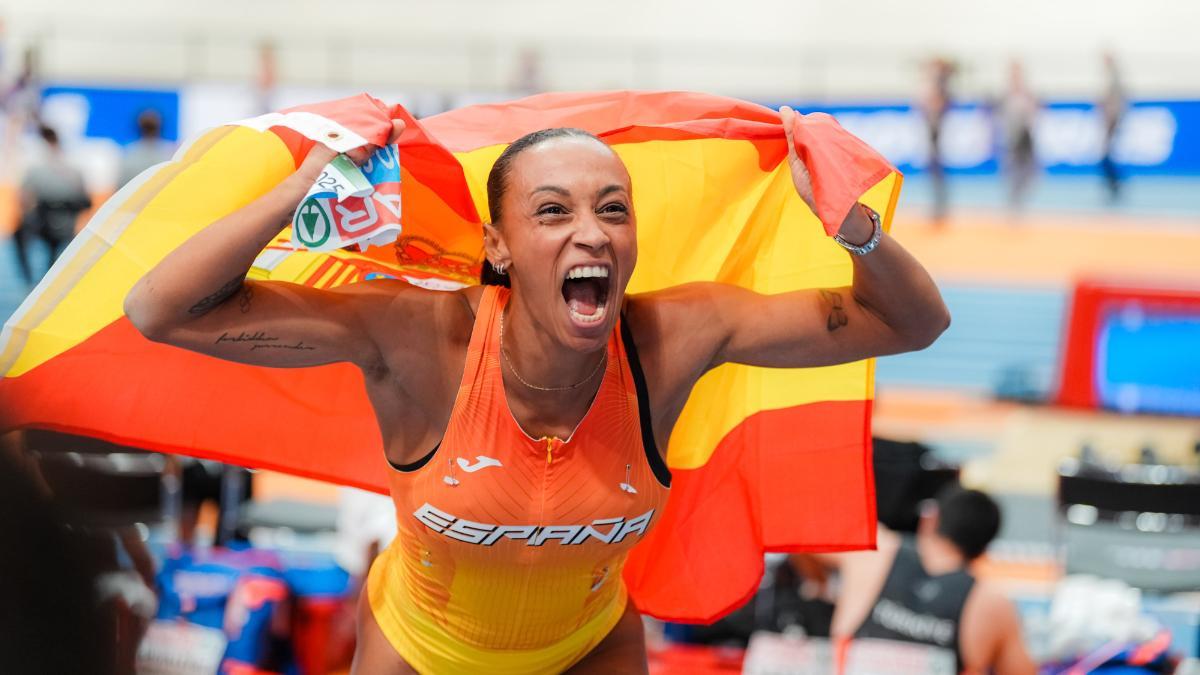 Ana Peleteiro, feliz tras su oro europeo