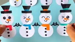 Muñecos de nieve de papel para decorar estas Navidades