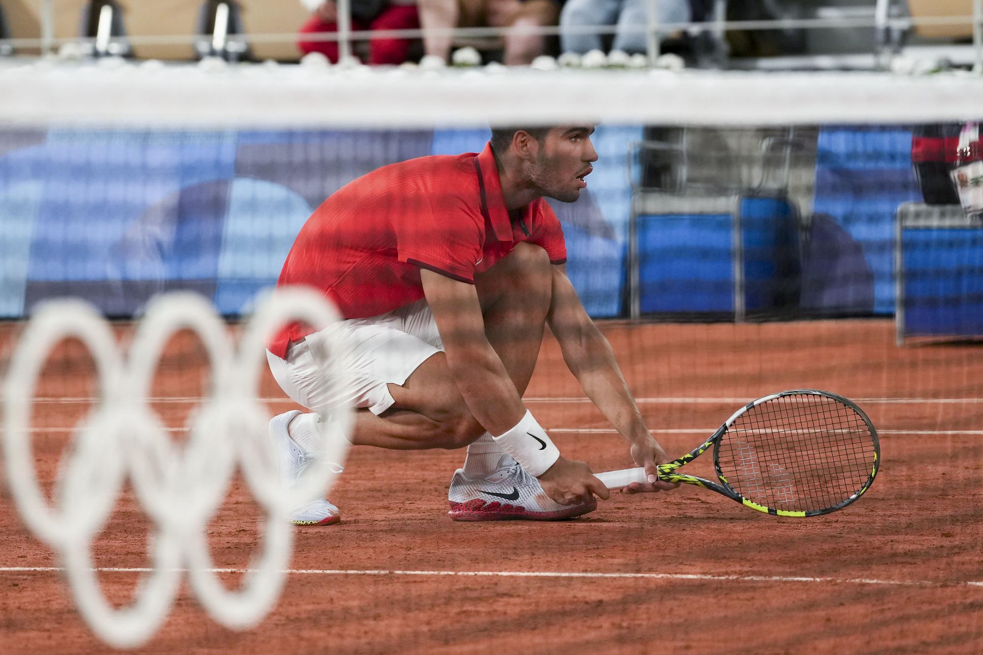 Nadal ganó en el dobles con Alcaraz, pero puso en duda que juegue el individual.