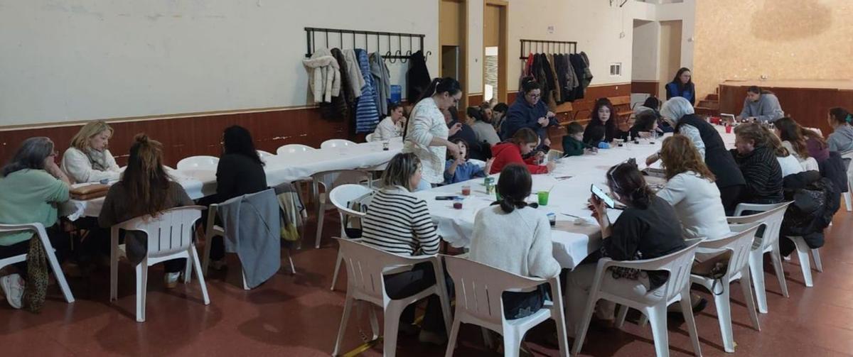 Adultos y pequeños disfrutaron juntos de las actividades programadas en Navidad.