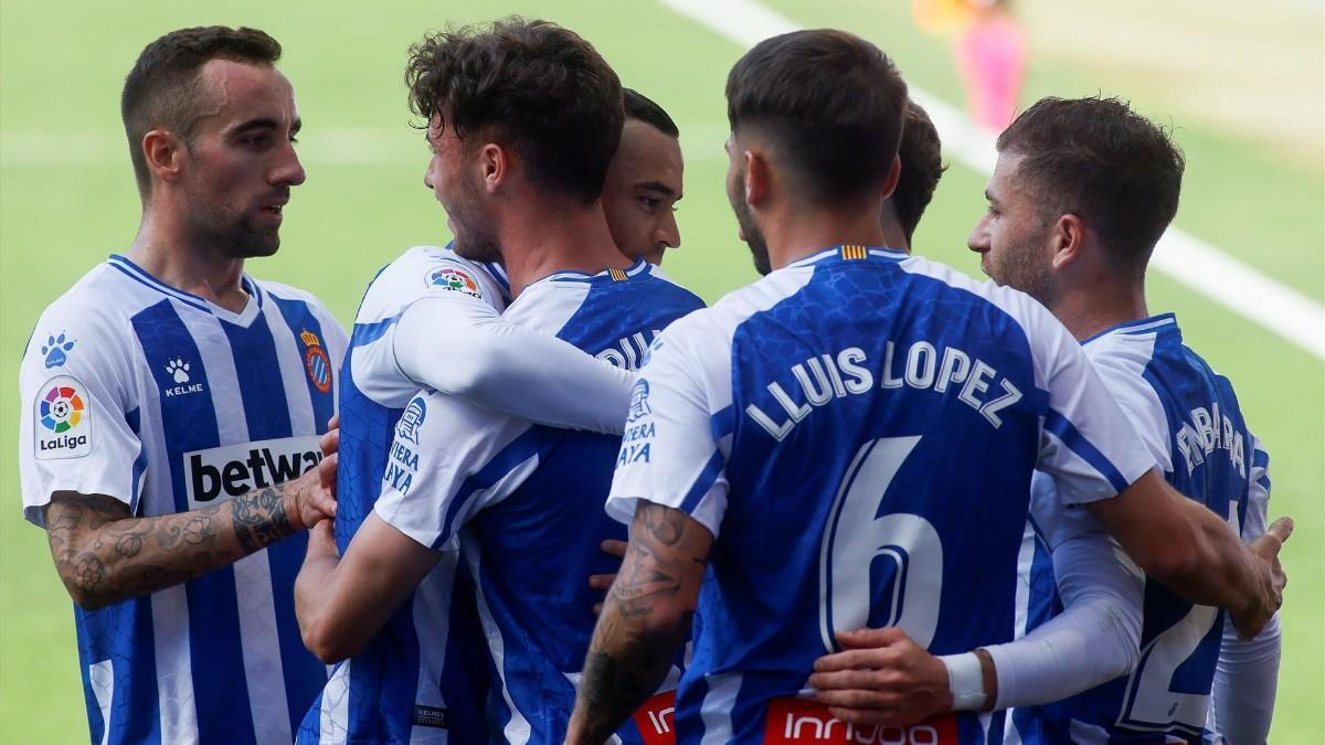 Los jugadores del Espanyol celebrando uno de los tantos ante el Málaga