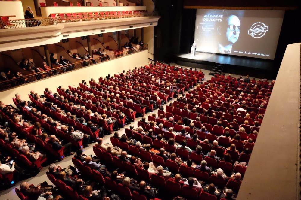 Figueres ovaciona el documental dedicat a Deulofeu