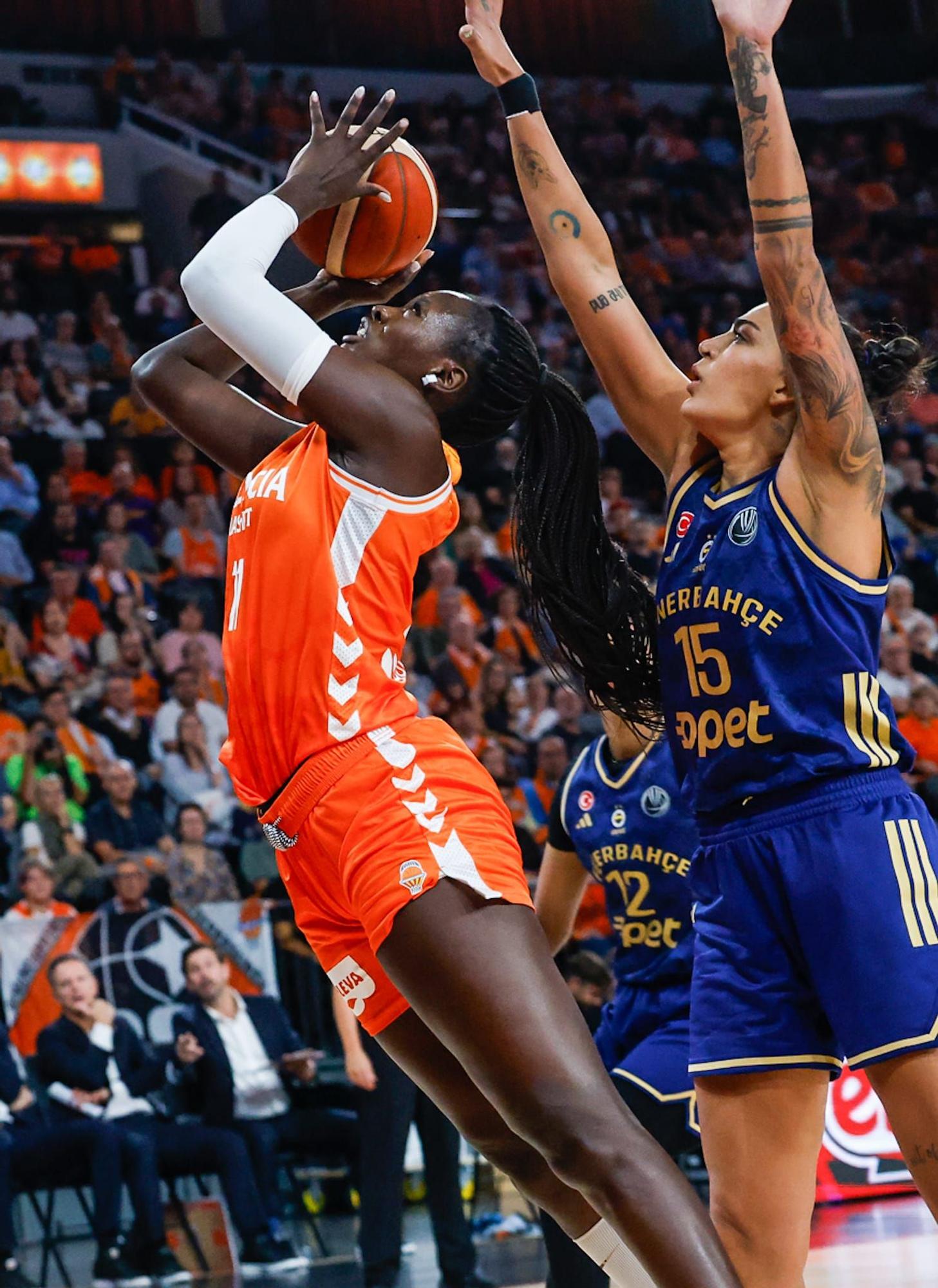 Todas las fotos del Valencia Basket contra el Fenerbahce de Euroliga femenina