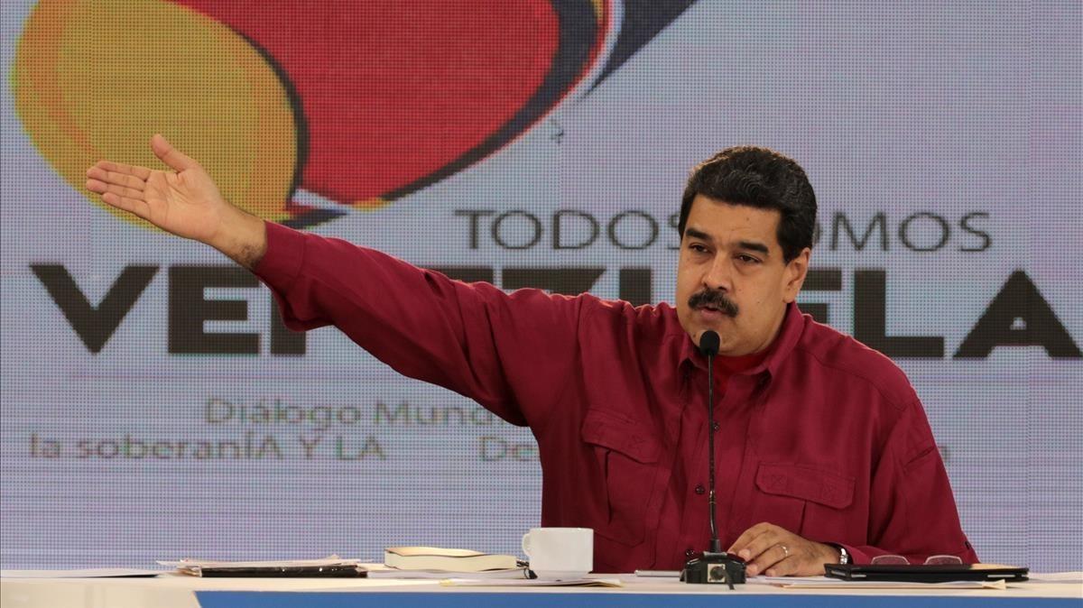 mbenach40162273 venezuela s president nicolas maduro speaks during his weekl170918101100