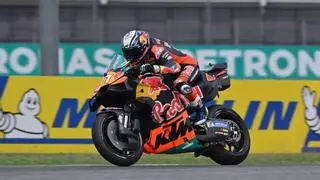 Acosta lidera los primeros libres en Brasil en el último minuto