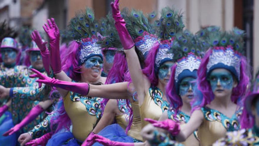 Una de les comparses del carnaval de la Bisbal, en imatge d&#039;arxiu