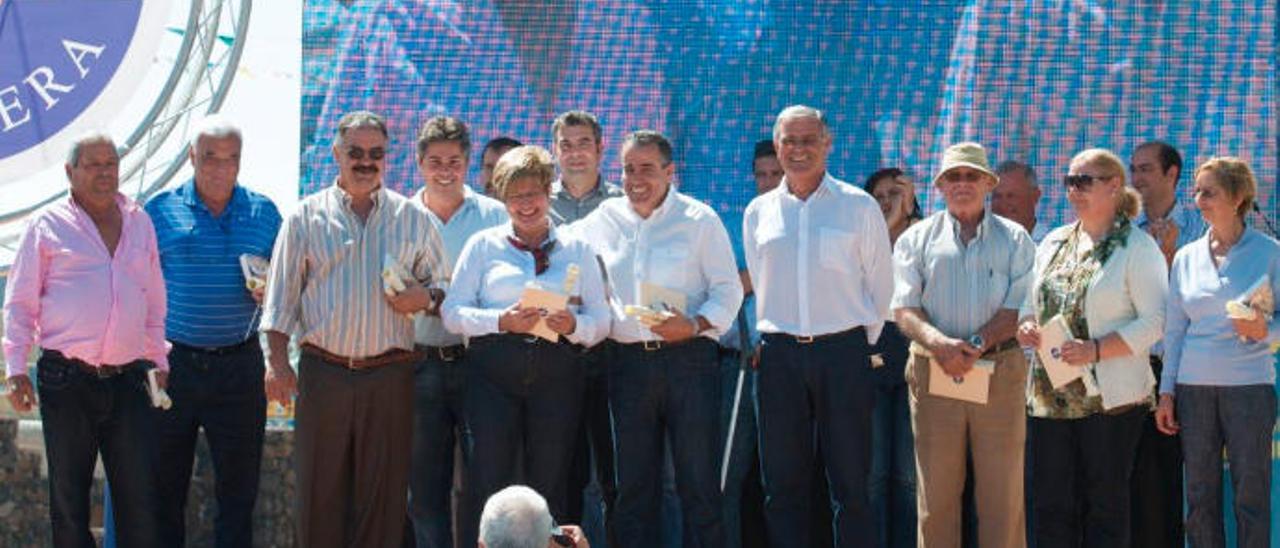 Homenaje realizado a un grupo de militantes y familiares, fundadores de Asamblea Majorera (AM).