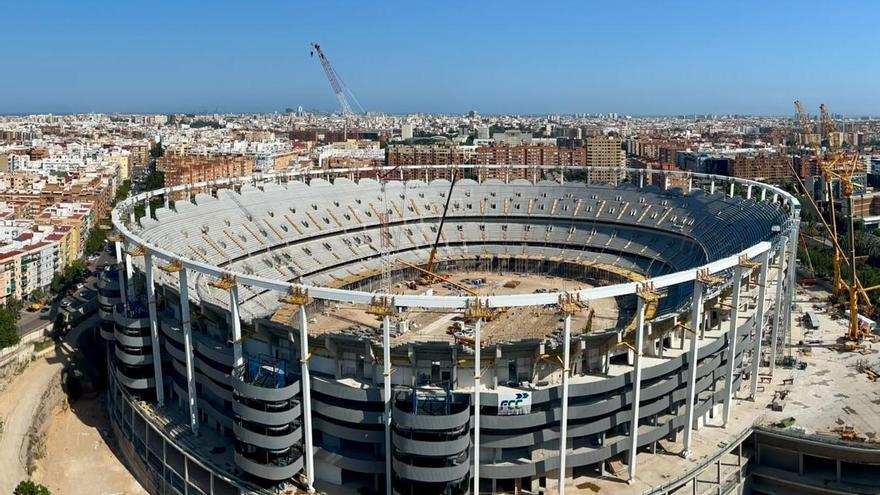 El anillo superior del Nou Mestalla está casi terminado