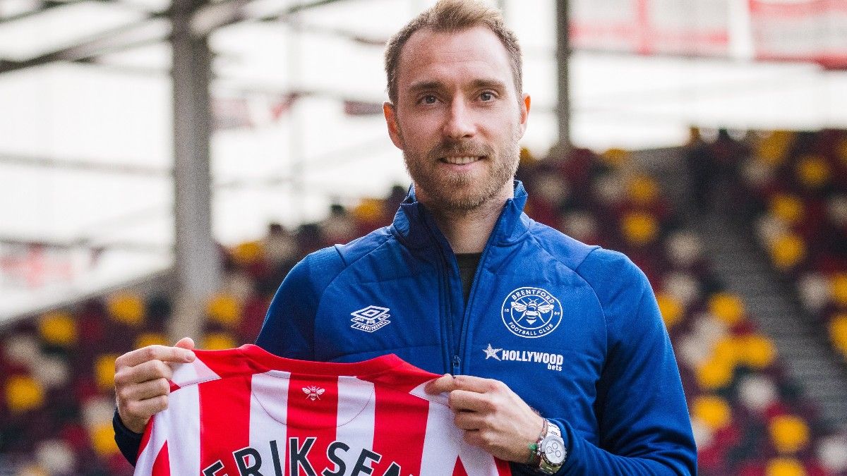 Eriksen en su presentación con el Brentford