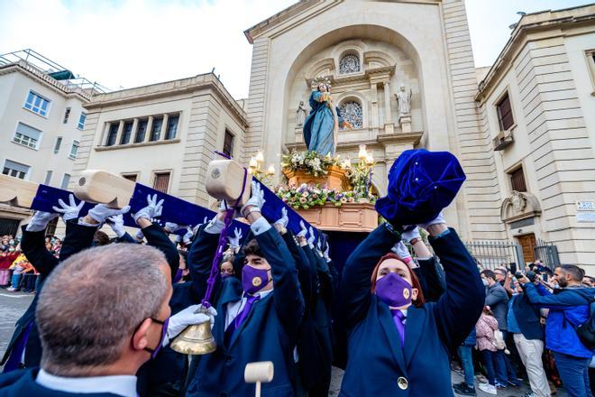 Las procesiones del Ecce Homo, el Cristo del Mar, Stabat Mater y Nuestro Padre Jesús recorren Alicante