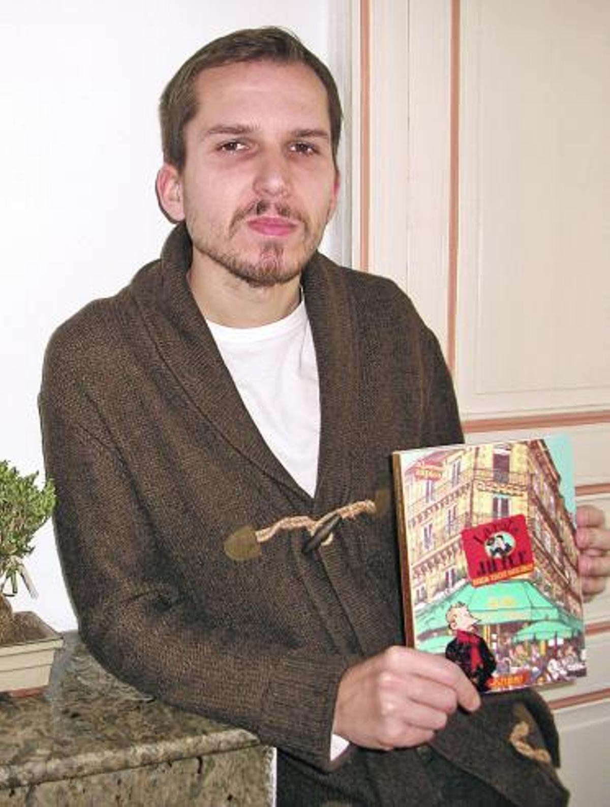 Alfonso Zapico, con su último libro.