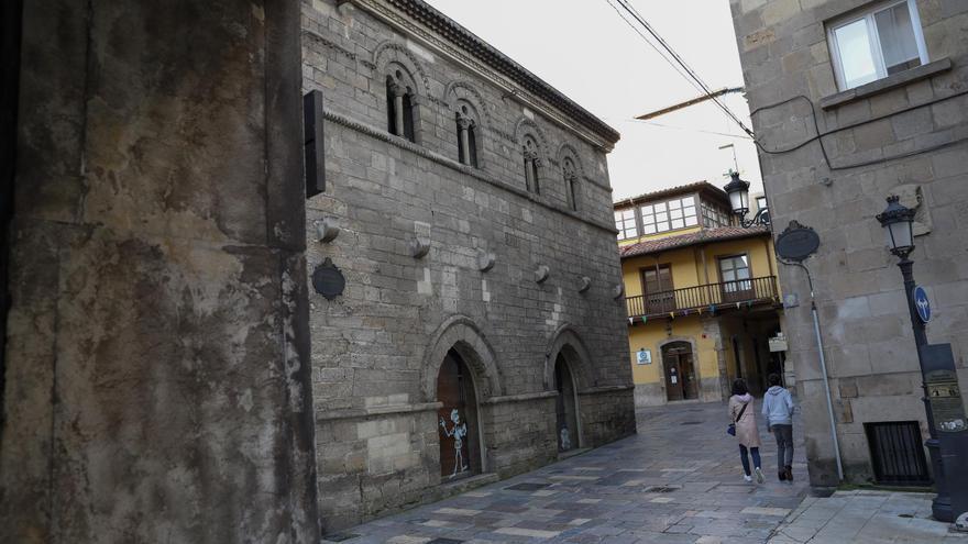 Avilés sopesa lanzar bolsas de empleo para los puestos del archivo y protocolo