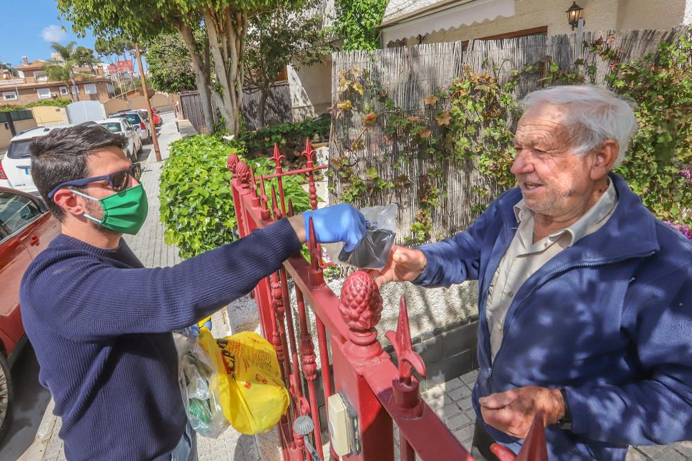 El Ayuntamiento de Bigastro reparte a domicilio más de 4.000 mascarillas
