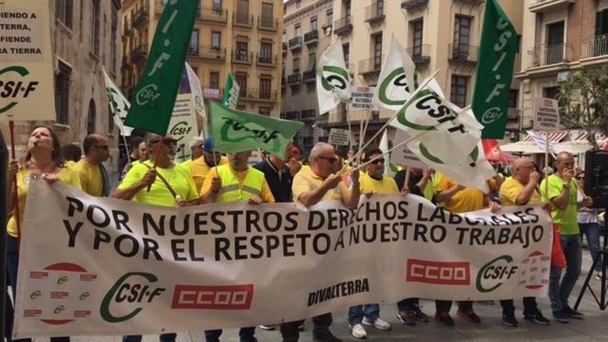 Concentración frente a la Diputación de València