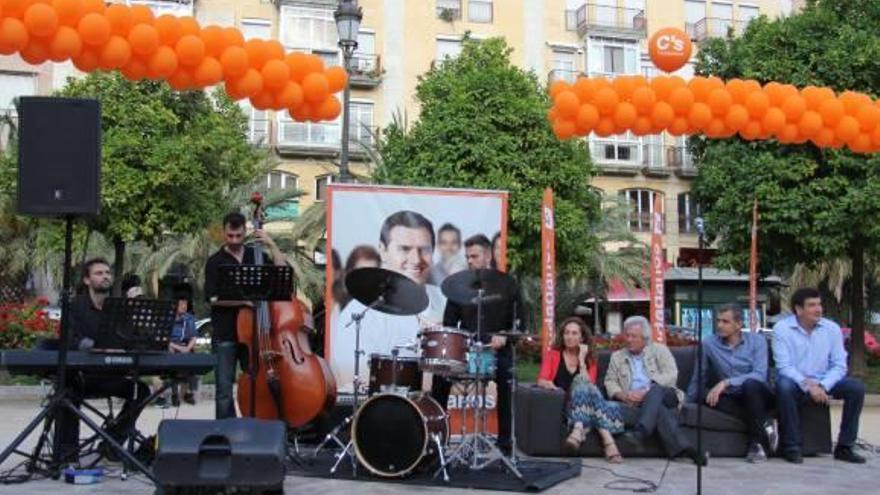 Cantó pide un líder que sepa tender la mano a derecha e izquierda