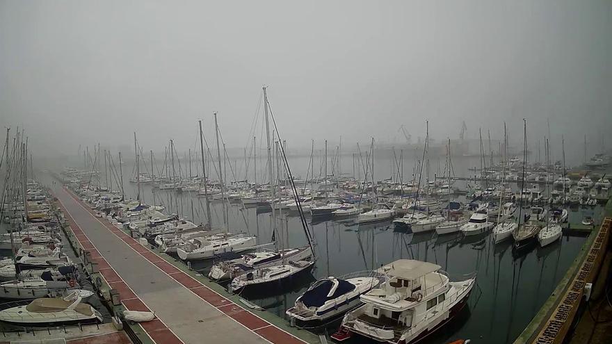 La niebla se &#039;come&#039; el litoral de Castellón