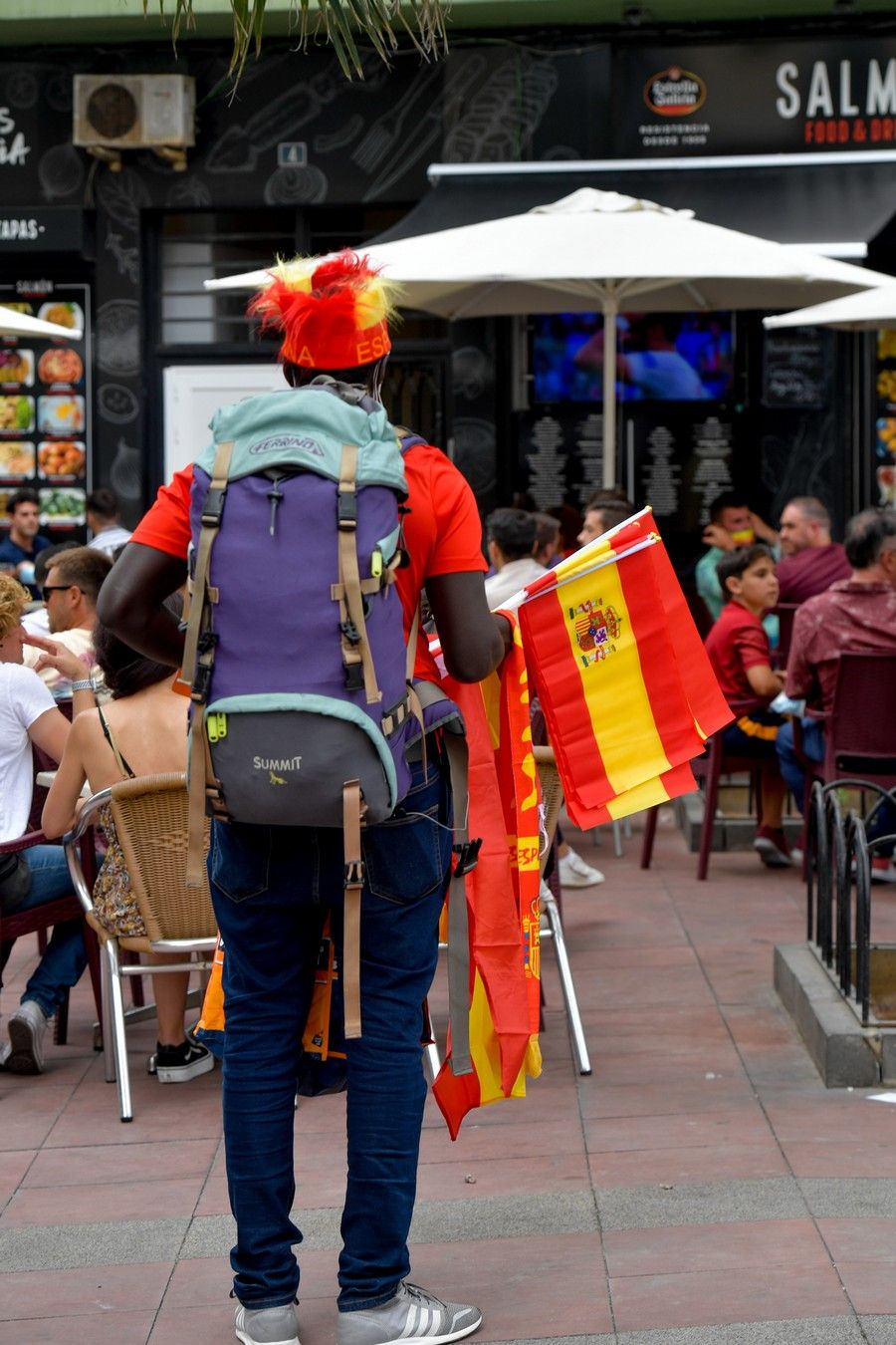 Aficionados ven en la capital grancanaria el partido de España en cuartos de final de la Eurocopa