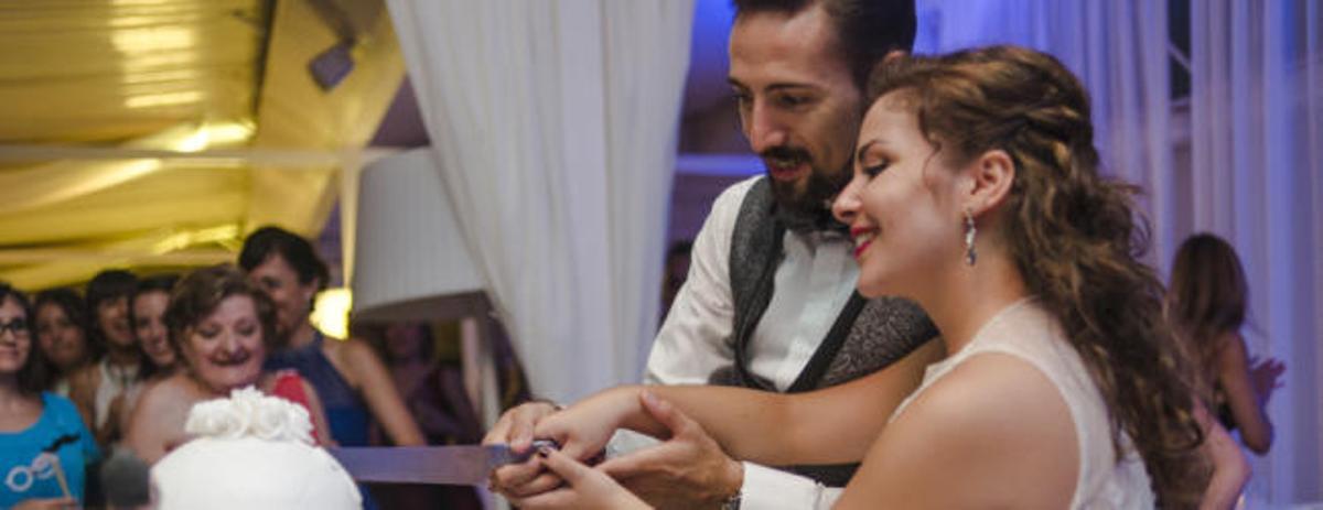 ¡Vivan los novios! Morales se casa