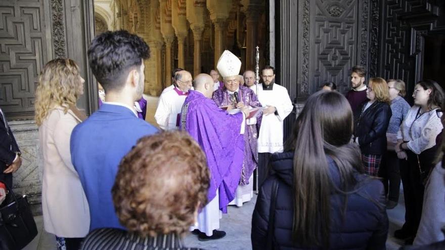 La Iglesia de Córdoba recibe a nueve catecúmenos