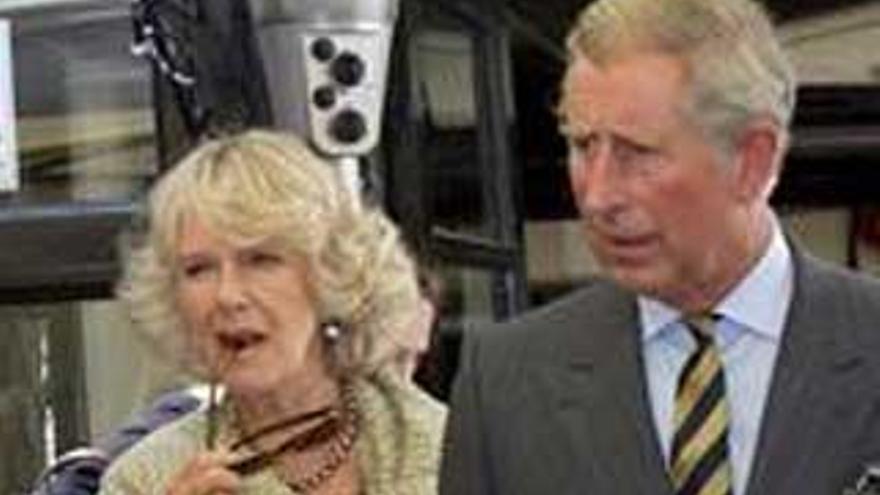 La mayoría de los británicos no quiere que Camilla acuda al acto de recuerdo a Diana