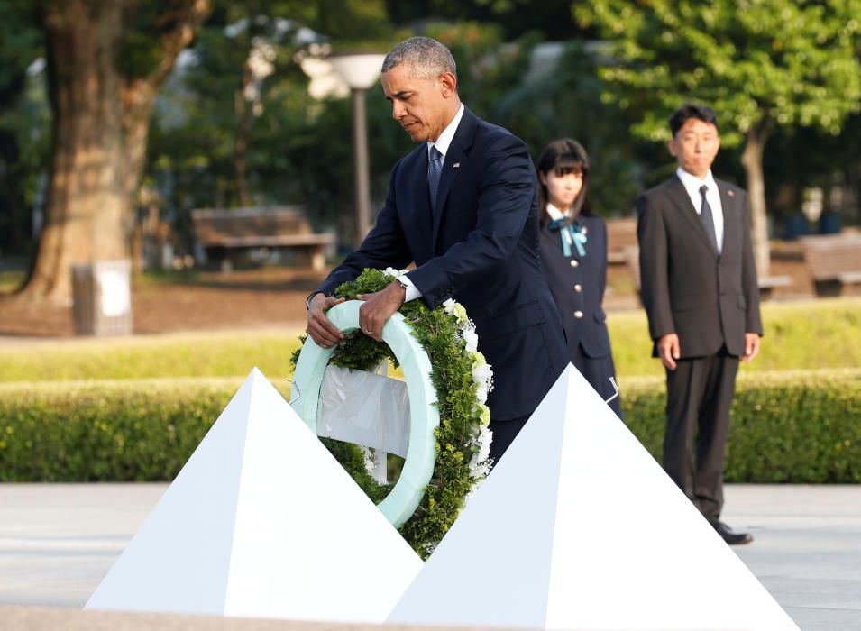 El presidente de EE.UU, Barack Obama, dijo hoy en Hiroshima que la memoria de las víctimas de la bomba atómica lanzada sobre esta ciudad en 1945 "nunca debe desaparecer".