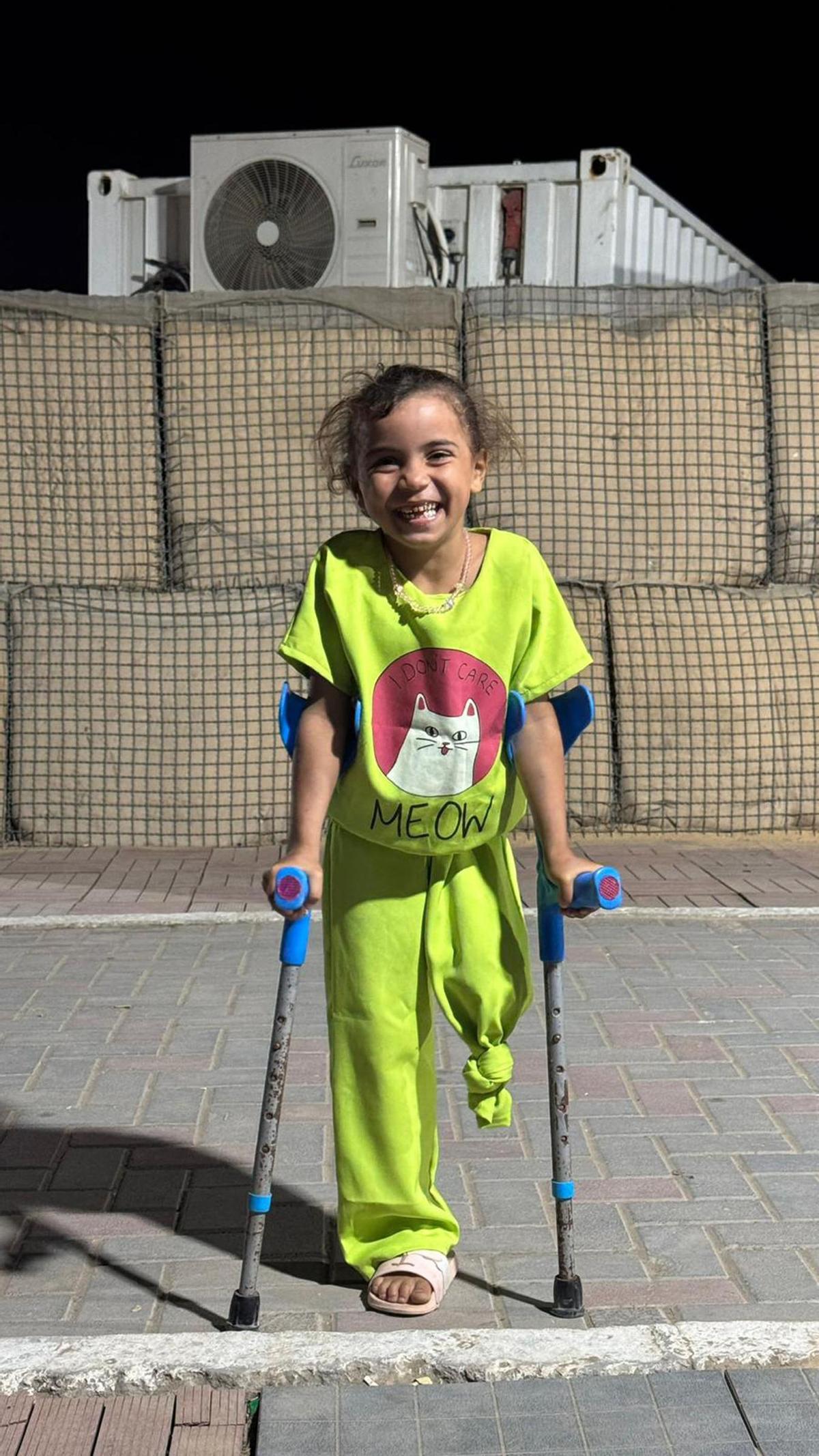 Bisan, una de las pacientes más jóvenes atendidas por Eliezer