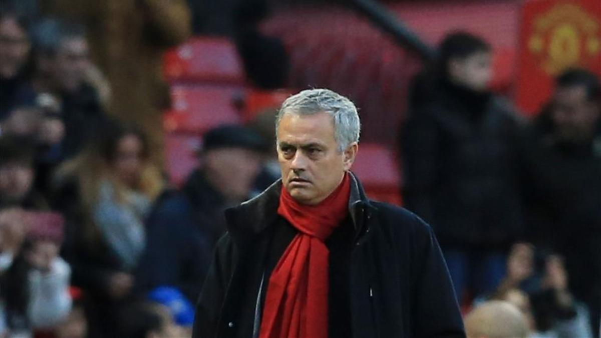 undefinedmanchester united s portuguese manager jose mourin171226173040