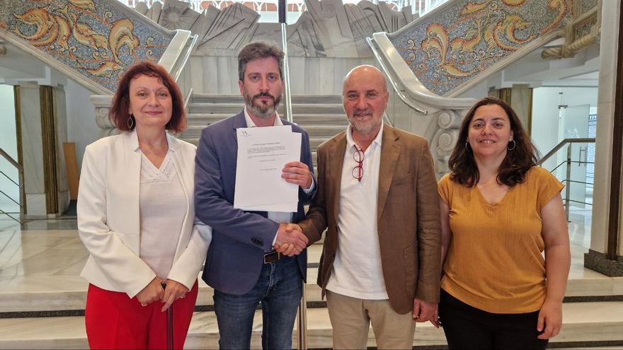 Así ha sido la despedida de Víctor Egío como diputado de la Asamblea Regional