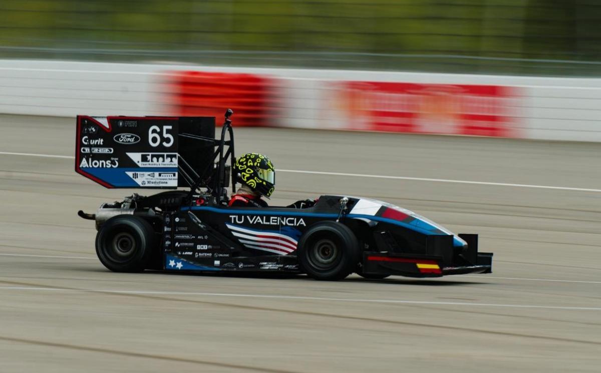 El FSUPV-11 sobre el circuito del Michigan International Speedway