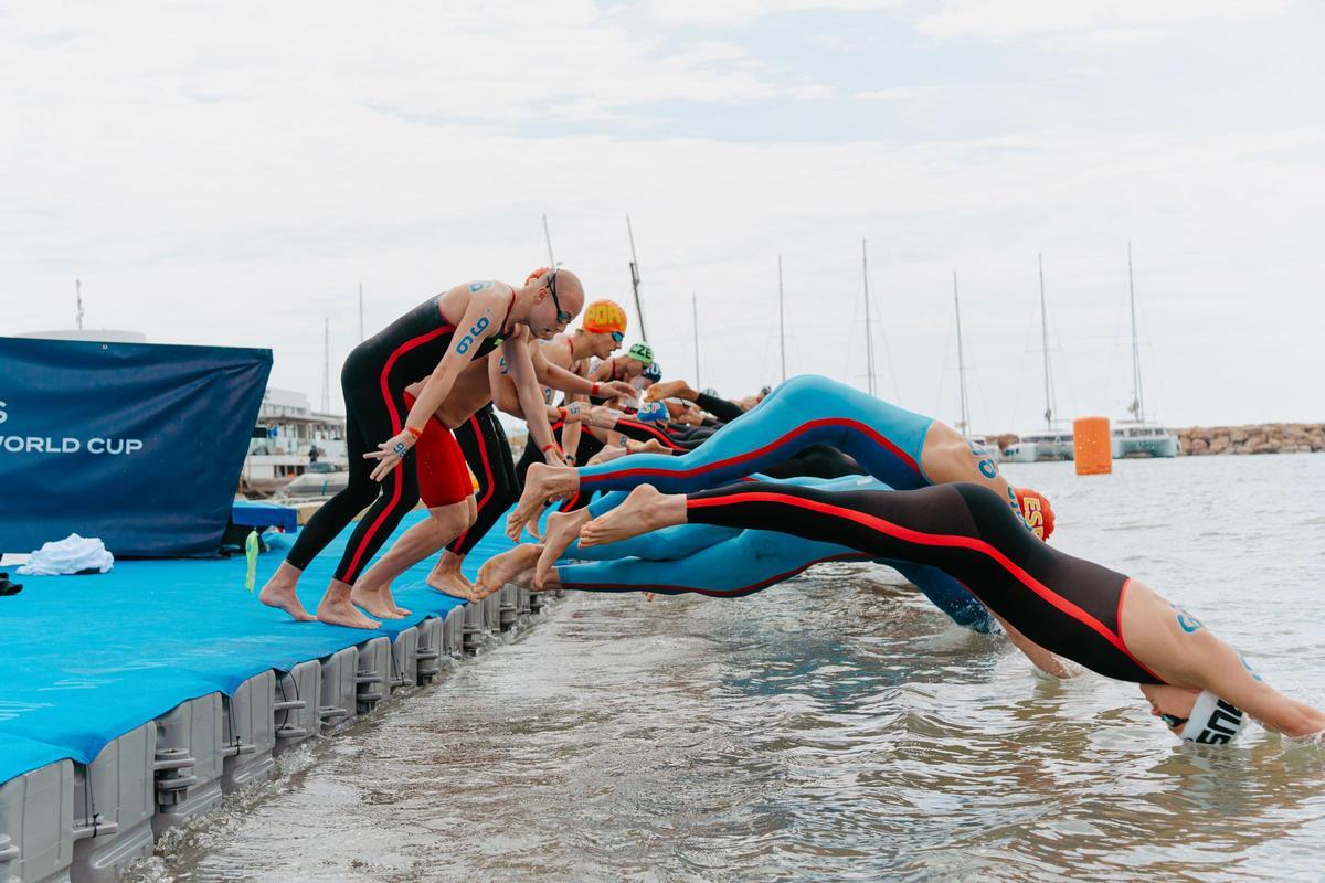 Imágenes de la Copa del Mundo de Aguas abiertas en Santa Eulària