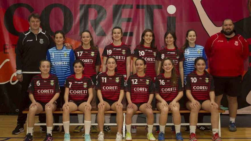 El Coreti infantil femenino entrenó ayer en el Arena y lo volverá a hacer mañana. // Bernabé/Ana Agra