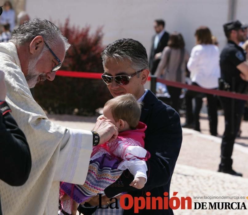 Ofrenda de flores en Caravaca: imposición de cruce