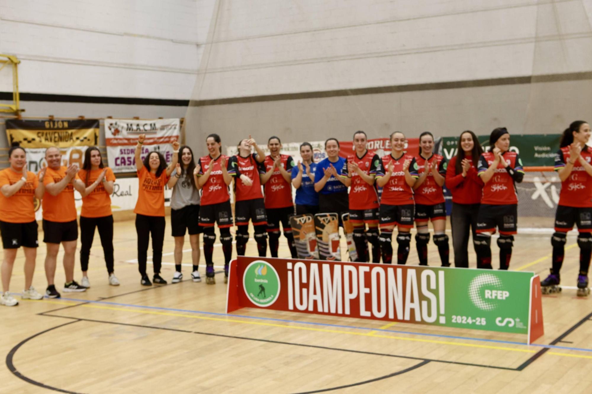 Triunfo, aplausos y lágrimas en el final liguero del Telecable (en imágenes)