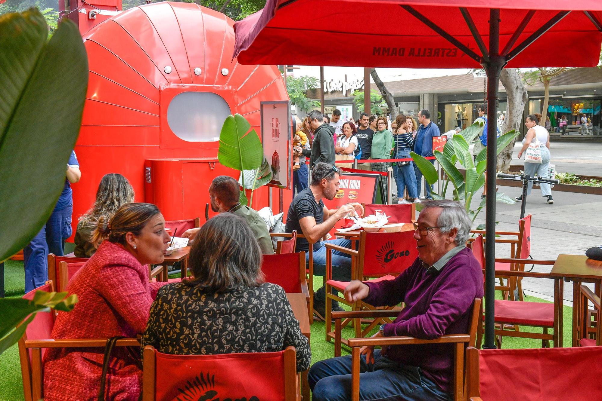 Colas en el GoXo en Mesa y López