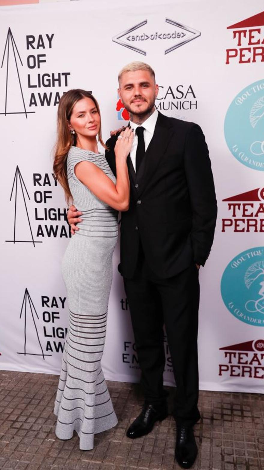 LA actriz China Suárez y el futbolista Mario Icardi en el festival de cine Ray of Ligth Awards.