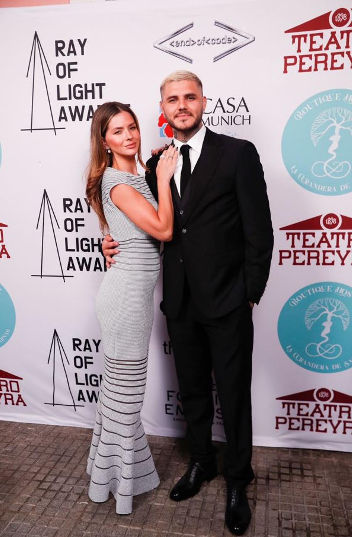La actriz China Suárez y el futbolista Mario Icardi en el festival de cine Ray of Ligth Awards.