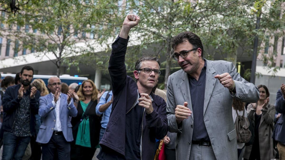 Josep Maria Jové y Lluís Salvadó tras prestar declaración en el TSJC, el 20 de septiembre pasado.