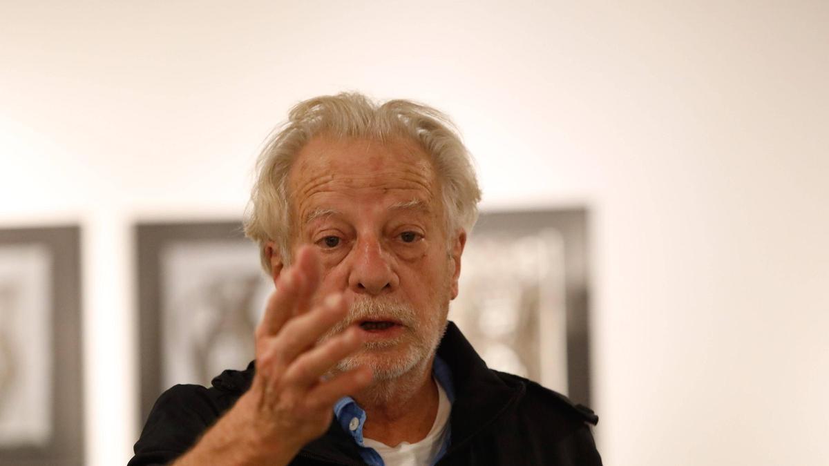 Javier Mariscal, el viernes, en la inauguración de &quot;Mariscal dialoga con Miranda&quot;