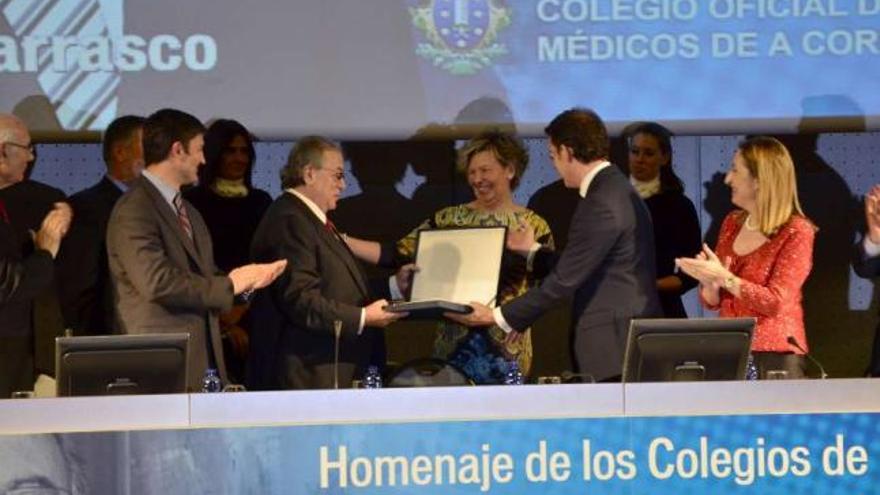 Homenaje al médico Diego Murillo en A Coruña