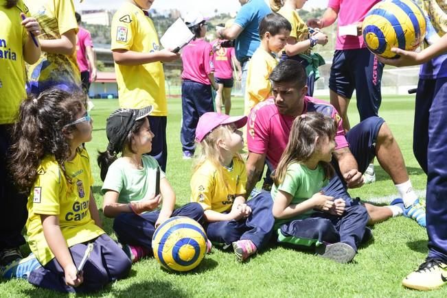 Entrenamiento de la UD Las Palmas en Barranco ...