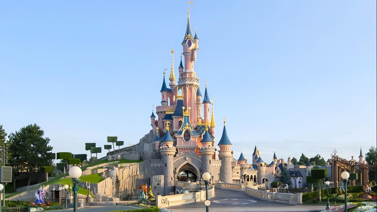 Un viaje a Disneyland Paris siempre es una buena opción de vacaciones en familia.