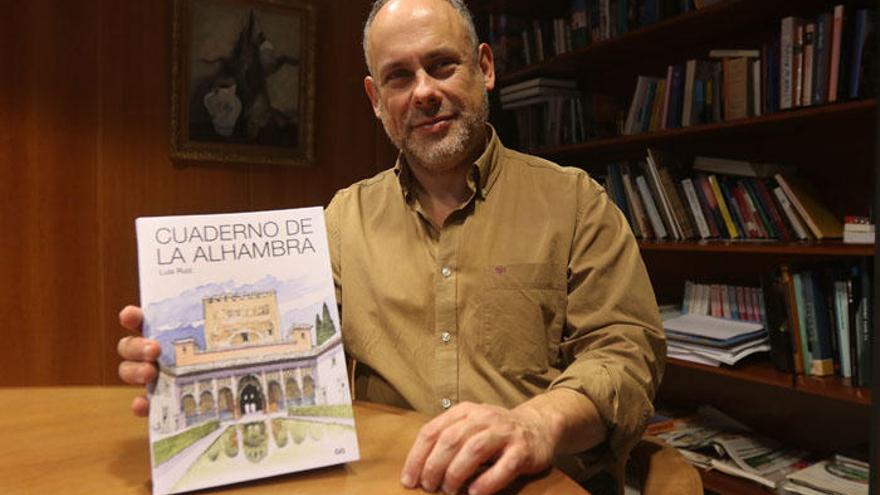 El dibujante malagueño, esta semana en La Opinión con su libro.